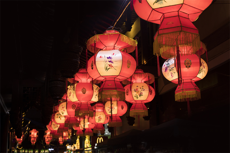 元宵節(jié)︱天上月圓，地上人安